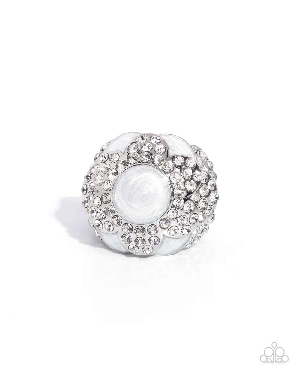 Pearly Podium - White